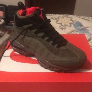 Nike air max’s 95 sneaker boots